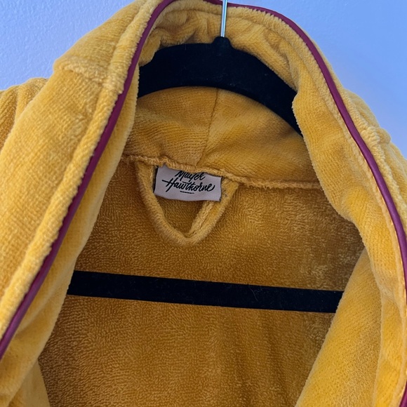 Mayer Hawthorne Yellow Breakfast in Bed Bathrobe - Picture 3 of 3